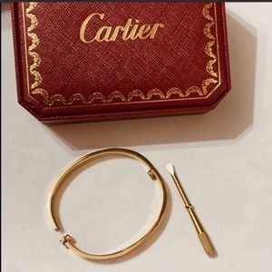 - 5 ⭐️ LOVE Bracelet with Screwdriver Designer- NEW